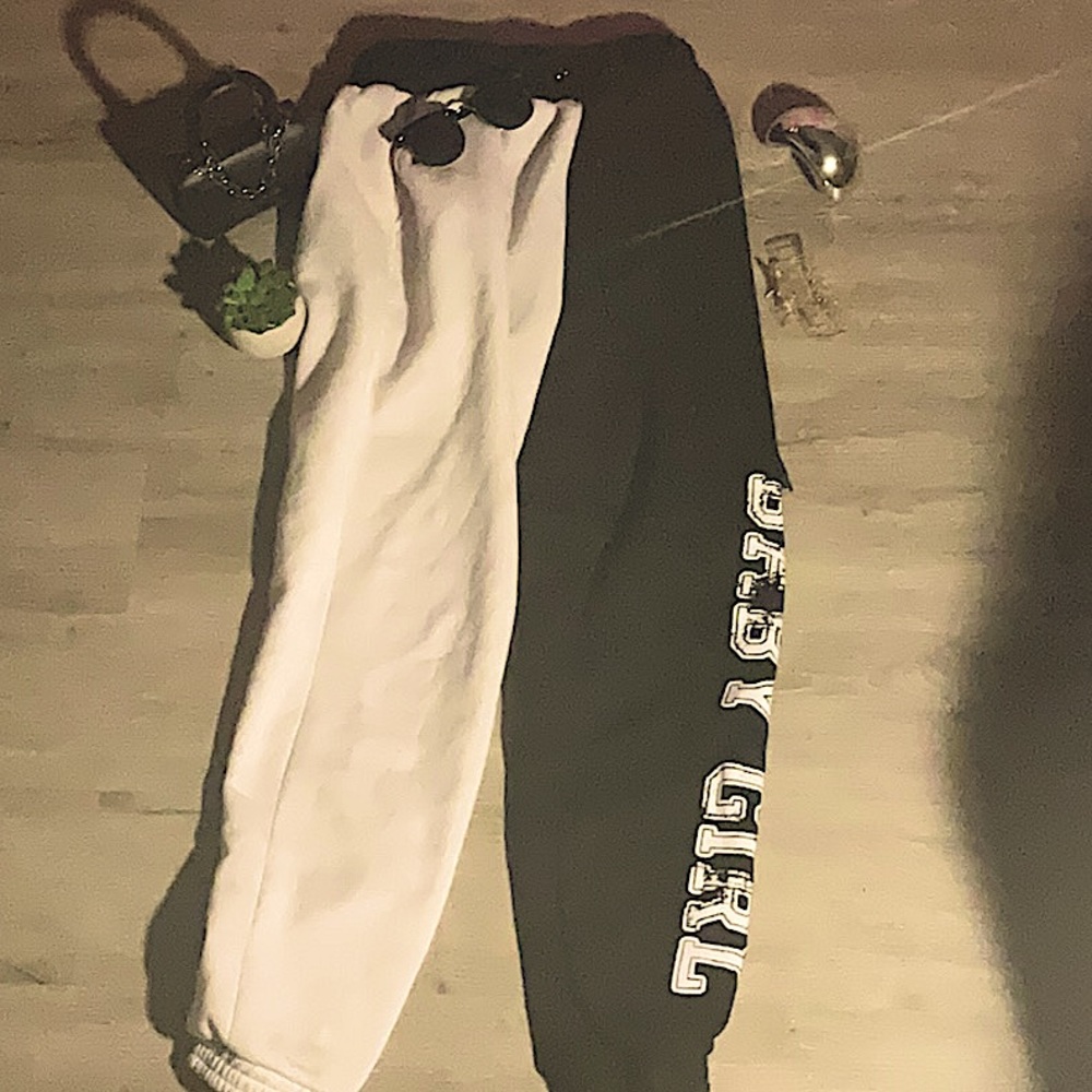 sweatpants